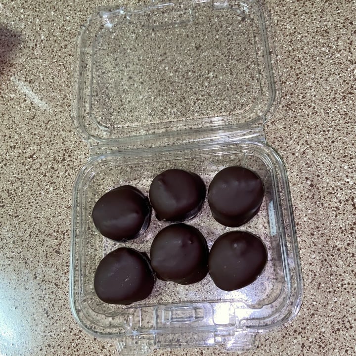 review photo of Leah’s Better Bites Chocolate Chip Dō Bites shared by @jacquevegan on 02 May 2022 - review