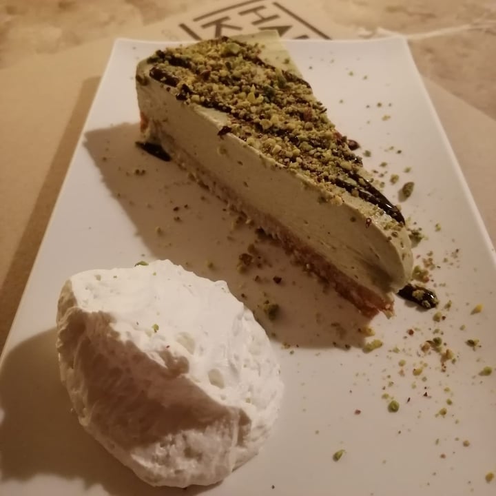photo of Haiku Torta Mousse pistacchio shared by @laravale on  14 May 2022 - review