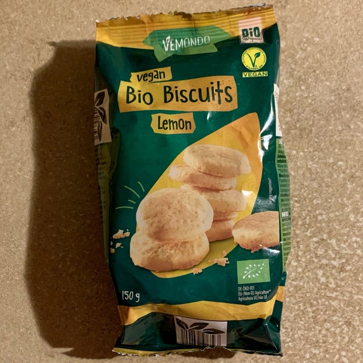 photo of Vemondo Vegan bio biscuits lemon shared by @adele91m on  03 Apr 2022 - review
