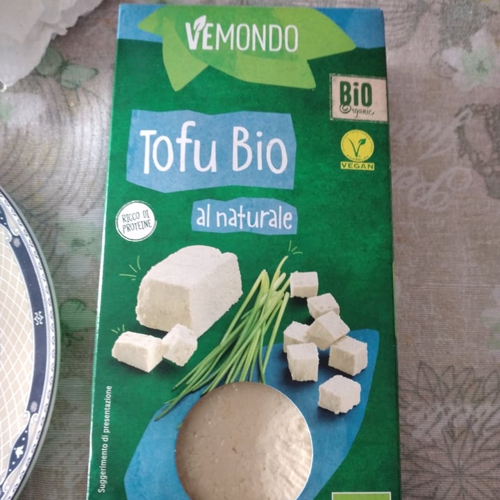 photo of Vemondo Tofu Bio al naturale shared by @annalisadanese on  10 Mar 2022 - review