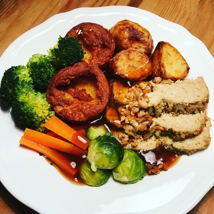 photo of Wicked No Turkey Roast Crown shared by @happyherbivore on  14 Dec 2020 - review