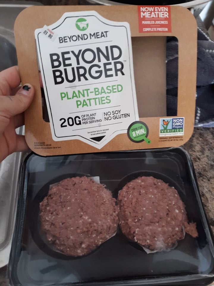 review photo of Beyond Meat Beyond Burger Plant-Based Patties shared by @theanxiousvegan on 04 Mar 2020 - review