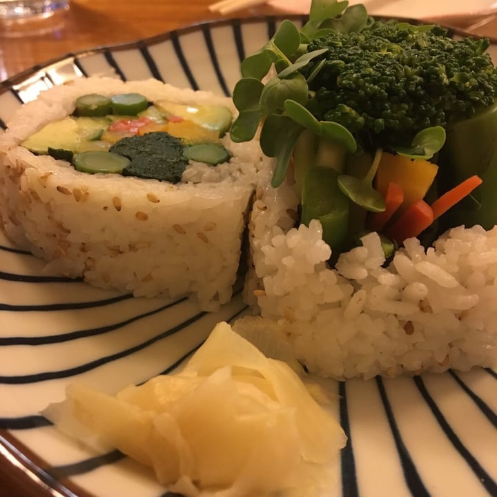 review photo of Cha-Ya Garden Roll shared by @shaye on 26 Nov 2018 - review