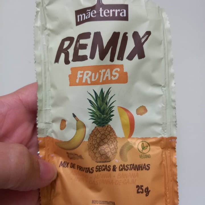 review photo of Mãe Terra Remix Frutas shared by @isleiaoliveirafreita on 18 Apr 2022 - review