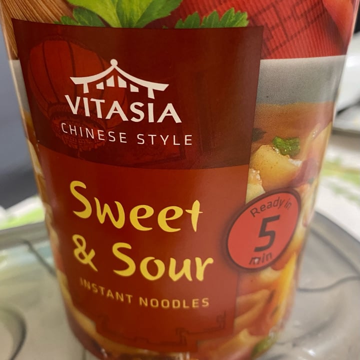photo of VitAsia Thai Noodles with sweet and sour sauce shared by @cristinagamero on  27 May 2022 - review