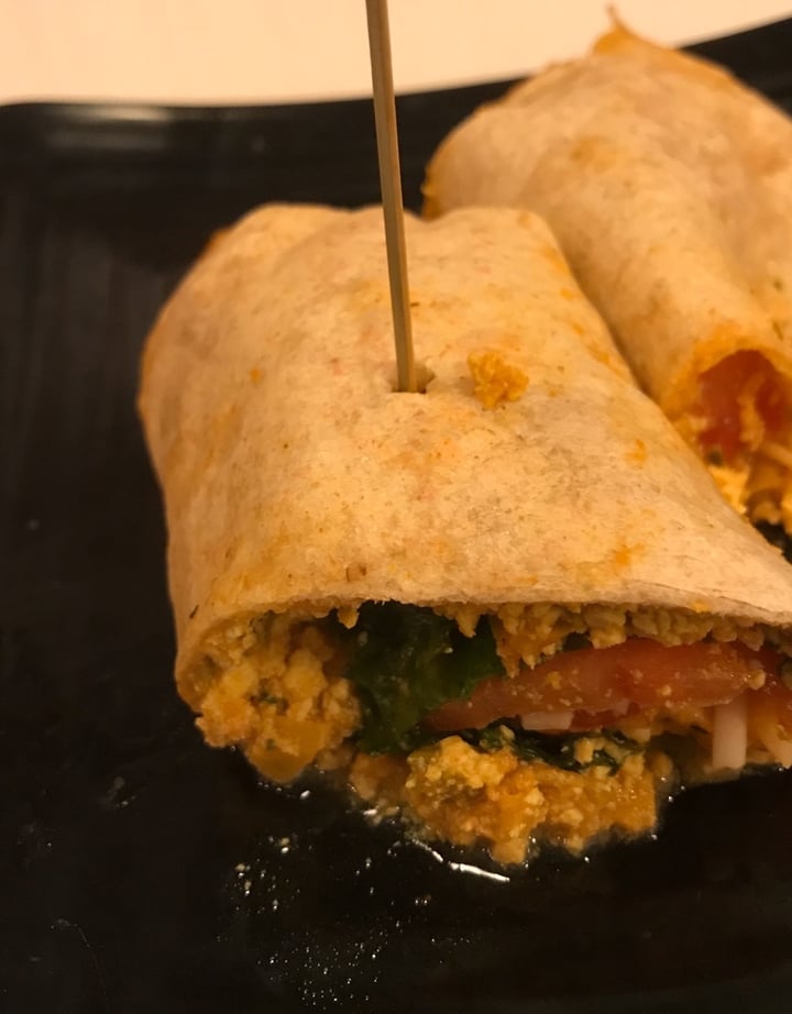 photo of Copper Branch Tofu Scramble Wrap shared by @lanaaaa on  24 Dec 2019 - review