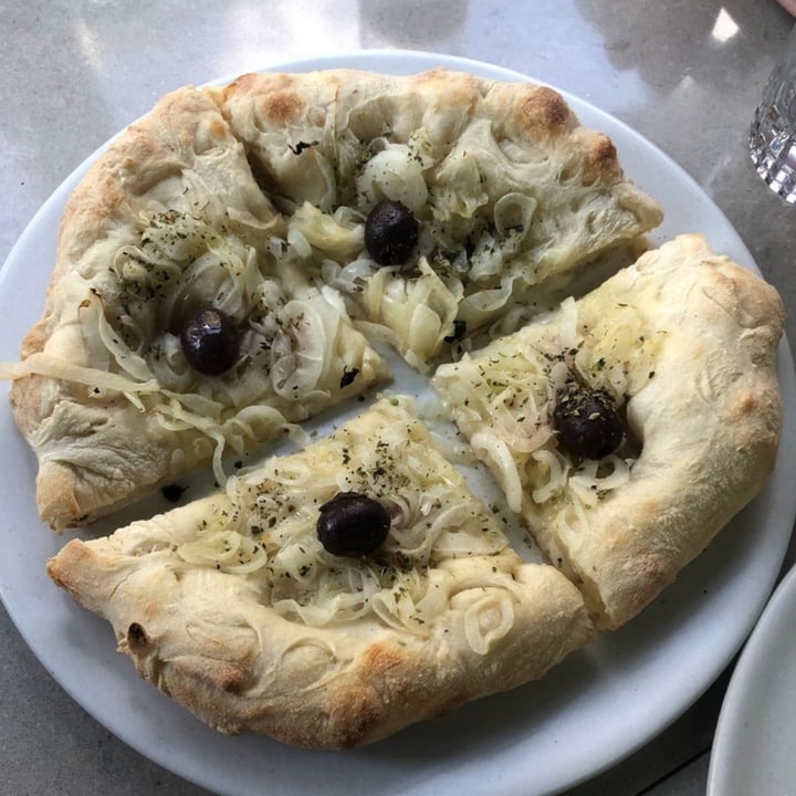 review photo of Mudrá Pizza fugazetta shared by @babydela on 13 Jul 2022 - review