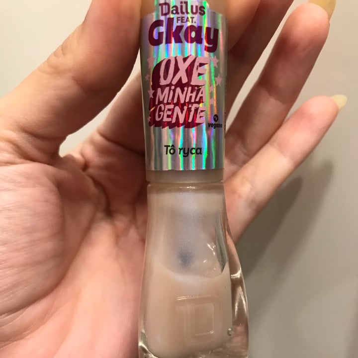review photo of Dailus esmalte tô ryca shared by @marianacaires on 01 Oct 2022 - review