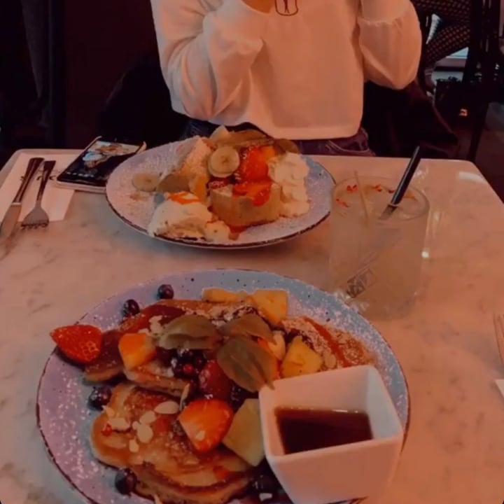 photo of LOUIS the breakfast club cologne Pancakes shared by @helenamarlen on  11 May 2020 - review