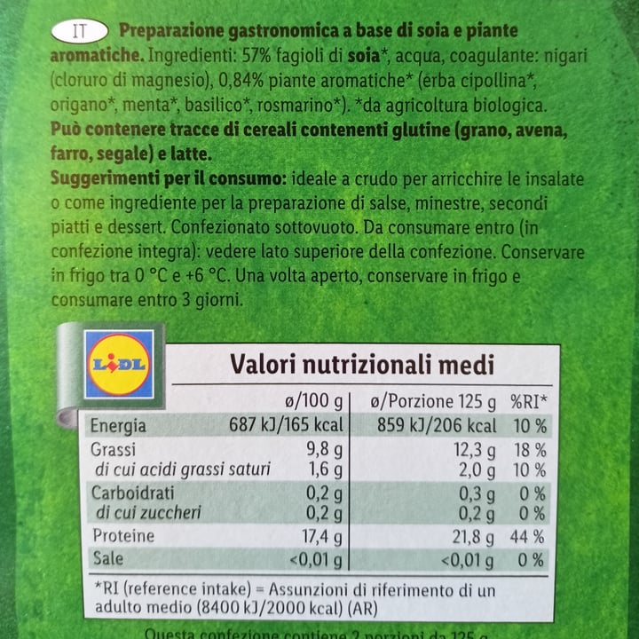 photo of Vemondo Tofu Bio con Erbette shared by @lellla on  22 Oct 2022 - review