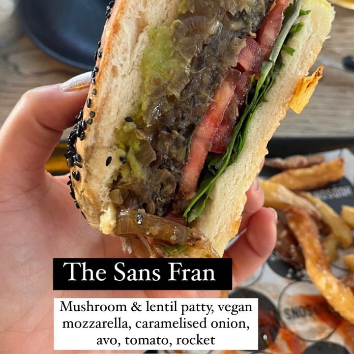 review photo of Hudsons The Burger Joint (Gardens) The San Fran Burger shared by @greengabby on 27 May 2022 - review