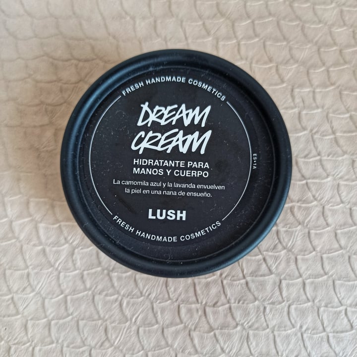 photo of LUSH Fresh Handmade Cosmetics Dream Cream shared by @saramar on  03 May 2021 - review