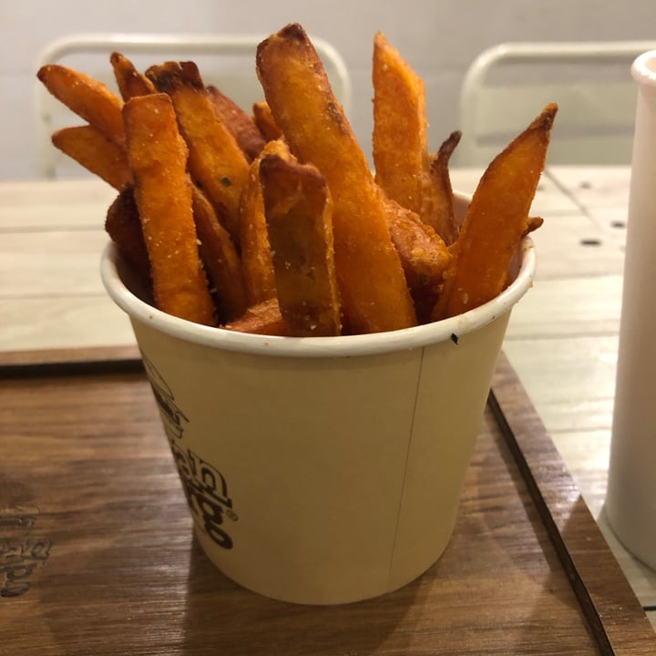 photo of VeganBurg Singapore Sweet Potato Fries shared by @aishahalattas on  07 Dec 2020 - review