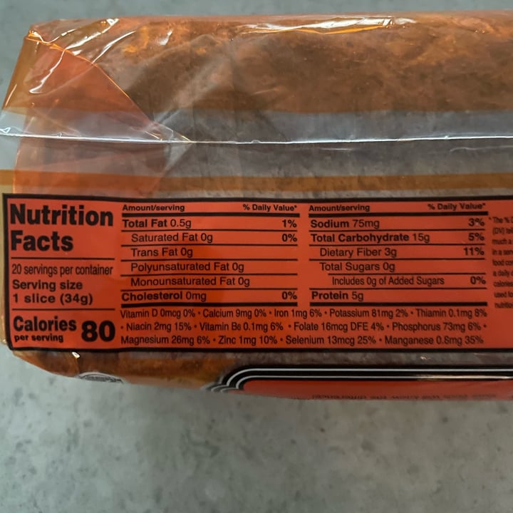 review photo of Food For Life Ezekiel 4:9 Sprouted Whole Grain Loaf shared by @veg4n on 28 Oct 2021 - review