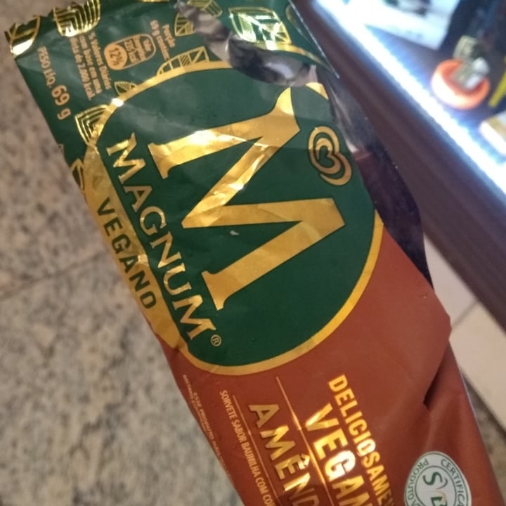 photo of Magnum Vegano Amêndoas shared by @silviaperez1971 on  02 May 2022 - review
