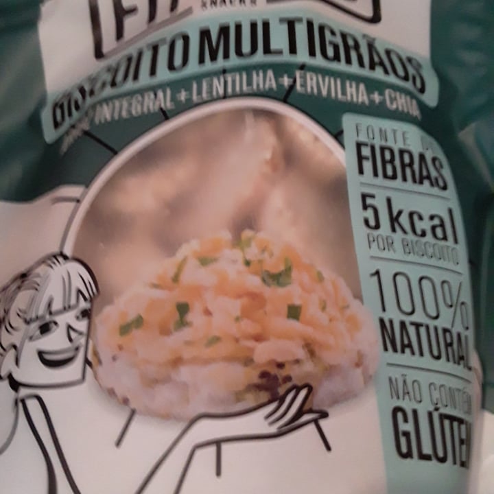 photo of Fit  Food Biscoito multigraos De Arroz, Lentilhas, Ervilha E Chia shared by @lucimmm on  22 May 2022 - review