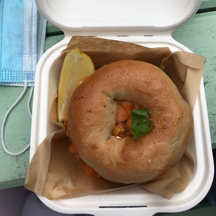 review photo of Grumpy & Runt | Little Deli & Donuts carrot lox bagel shared by @hannahaltmann on 13 Aug 2021 - review