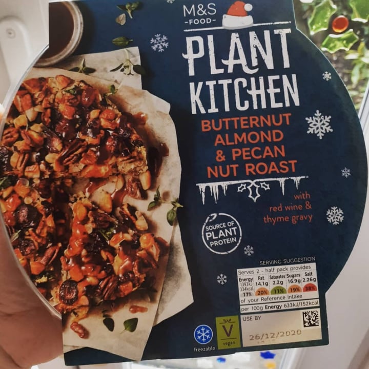 review photo of Plant Kitchen (M&S) Butternut, Almond And Pecan Nutroast shared by @mellsveganfood on 26 Nov 2021 - review