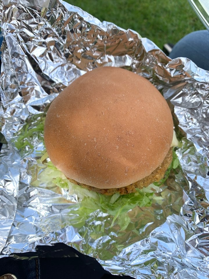 review photo of AZ La Receta Hamburguesa De Quinoa shared by @danabananaa on 29 Feb 2020 - review