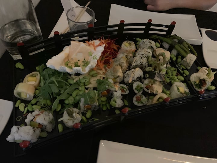 photo of Legumi Sushi Vegan Pontes de Monet shared by @tao on  15 Jul 2019 - review