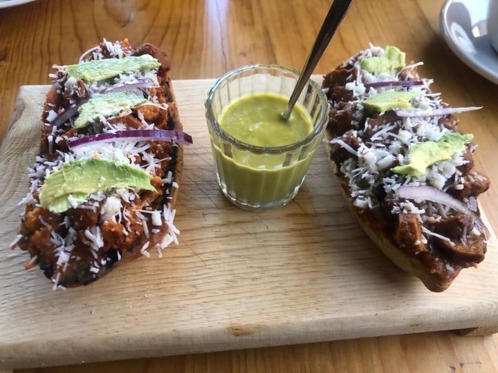 photo of Vegan Republique Molletes shared by @razor on  05 Jan 2020 - review