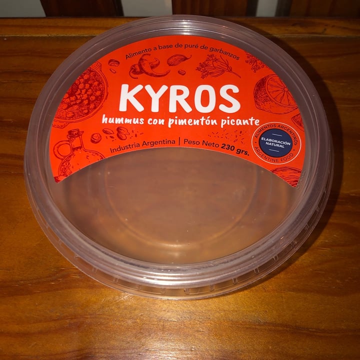 photo of Kyros Hummus Con Pimentón Picante shared by @silvanabaritski on  20 Oct 2020 - review