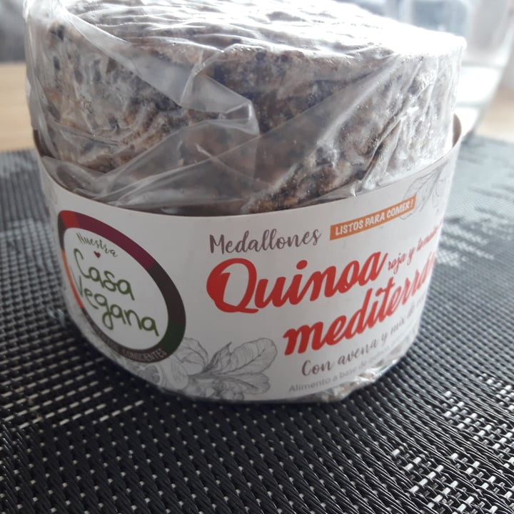 photo of Casa Vegana Hamburguesas de quinoa shared by @meteoraba on  25 Oct 2020 - review