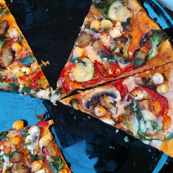 photo of Vegan House Pizza shared by @catpuella on  22 Sep 2020 - review