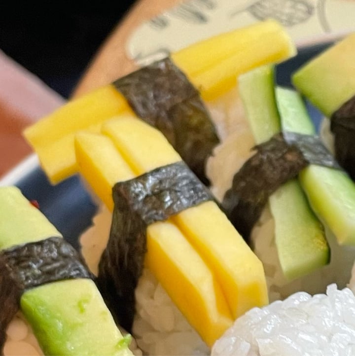 photo of South americas sushi Combo Nigiri Vegetariano shared by @hwayoung on  20 Aug 2022 - review