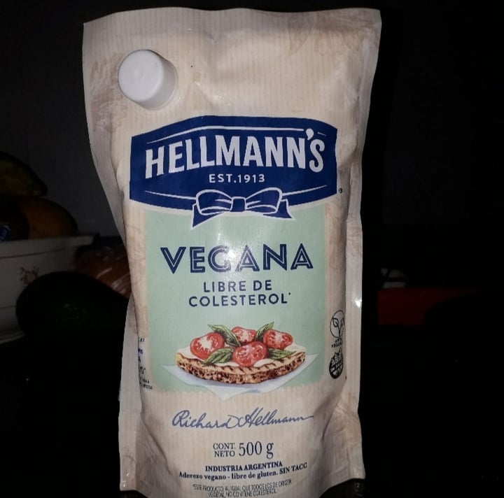 photo of Hellmann’s Hellman’s Vegan Mayonnaise shared by @noeliarociof on  17 Apr 2020 - review