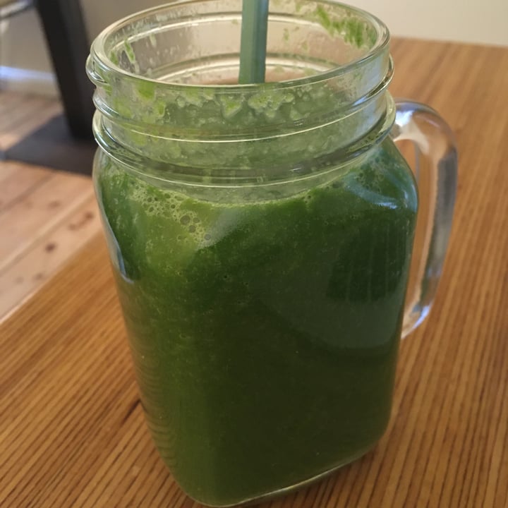 photo of goodies Berlin Kickstarter Green Smoothie shared by @projecthappynow on  15 Jul 2020 - review