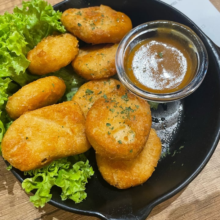 photo of Saute-San Crispy Mushroom Nuggets with Japanese Curry Dipping Sauce shared by @suwetaa on  31 Jul 2022 - review