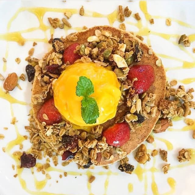Photo of the dish “Quinoa pancakes with mango sorbet”