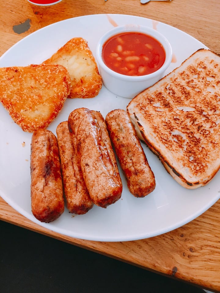 review photo of Morrisons Cafe Vegan Breakfast shared by @jessxvx on 25 Feb 2020 - review