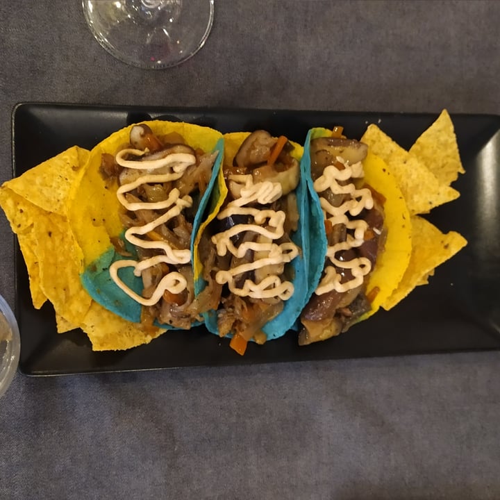 review photo of L'Artesanal Tacos de verdures i bolets shared by @ninafr on 04 May 2022 - review