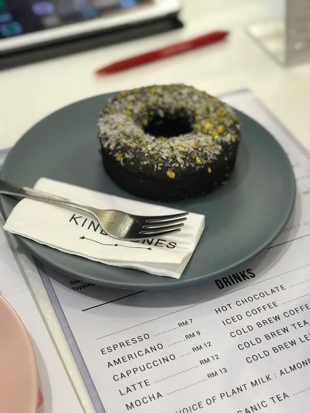 Foto do prato “Baked chocolate donut”