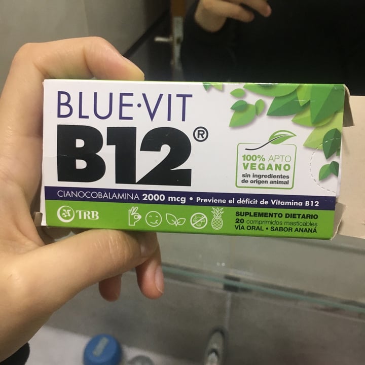 photo of Blue vit BLUE VIT B12 shared by @camivaccalluzzo on  29 Apr 2021 - review