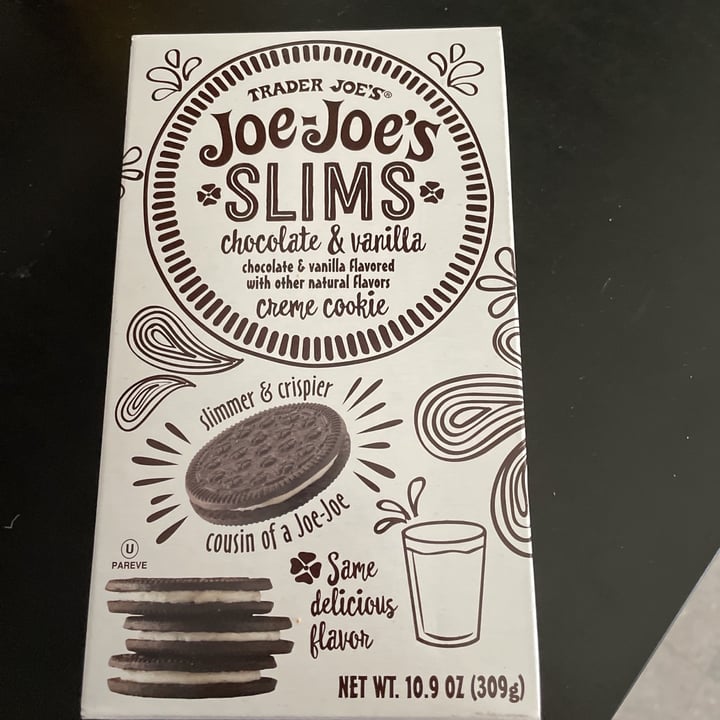 photo of Trader Joe's Trader Joe's Joe-Joe's Slims Chocolate & Vanilla shared by @fungiforrest on  22 Sep 2021 - review