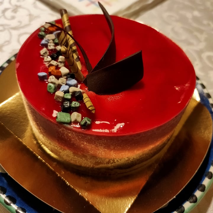 review photo of Dolcevita Torta gelato shared by @vitorz on 06 Sep 2022 - review