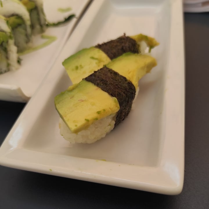 review photo of ONO Sushi Experience Nigiri Avocado shared by @souf on 27 May 2022 - review