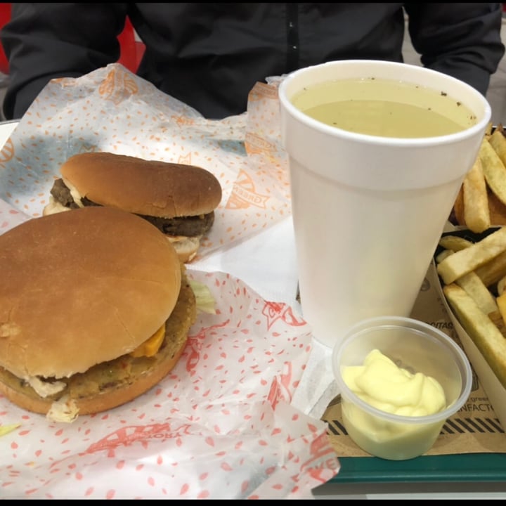 review photo of Green Factory Tomato shared by @vcaro on 09 Feb 2021 - review