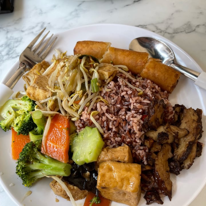 review photo of Avorush Vegan Protein Bowl shared by @peterinternal on 26 May 2022 - review