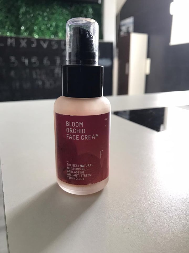 photo of Freshly Cosmetics Bloom orchid face cream shared by @albasoage on  01 Apr 2020 - review