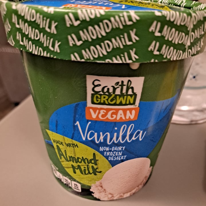 photo of Earth Grown Vanilla Almond Milk Frozen Desset shared by @mychelle68 on  08 Dec 2021 - review