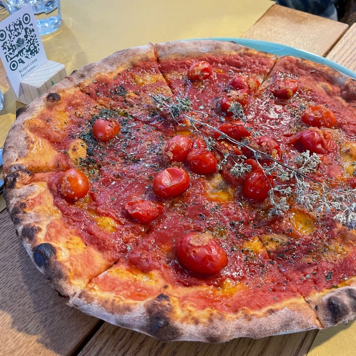 photo of La Serra Ristorante Pizzeria Royale shared by @martinadibernardo on  03 May 2022 - review
