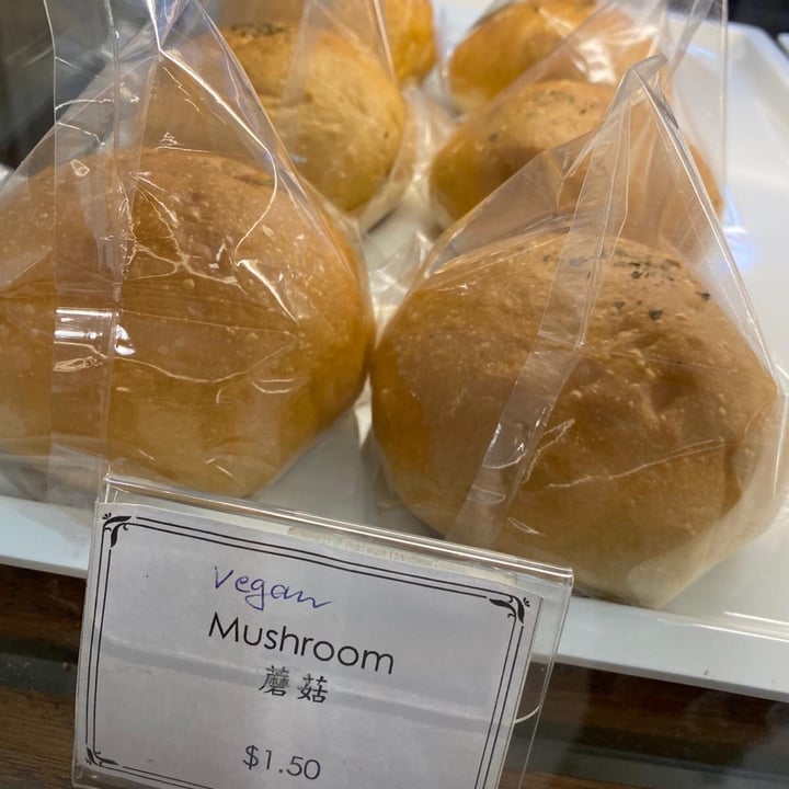 photo of Almond Bakery (Vegetarian) Mushroom chestnut bun shared by @emelty on  05 May 2020 - review