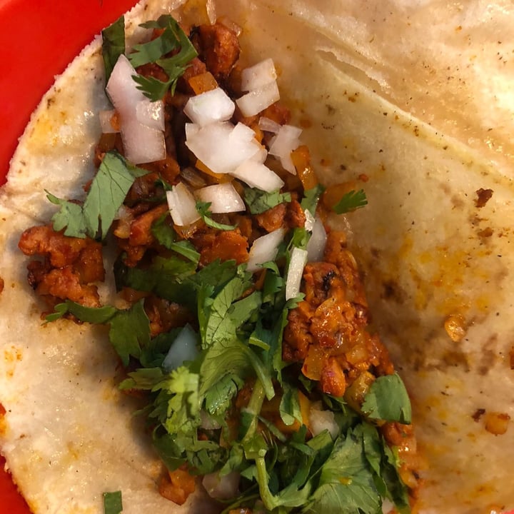 photo of Navegando vegan food Taco Al Pastor shared by @anafalcon on  09 Jun 2021 - review