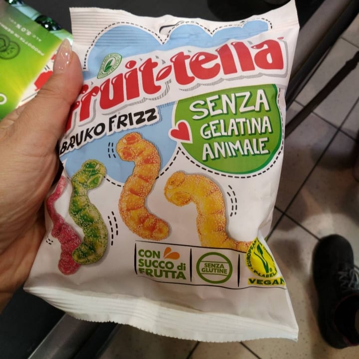 photo of Fruit-tella Bruko Frizz shared by @valebz78 on  30 Apr 2021 - review