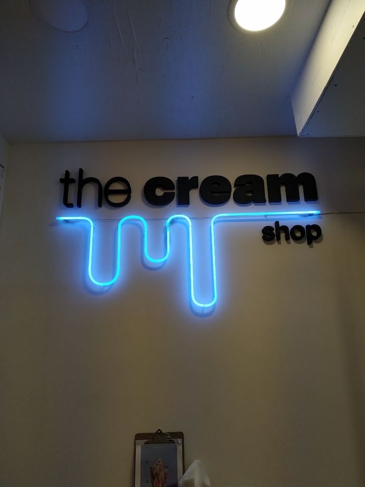 review photo of The Cream Bcn Helado con frutos rojos shared by @youeatveggie on 26 Mar 2020 - review