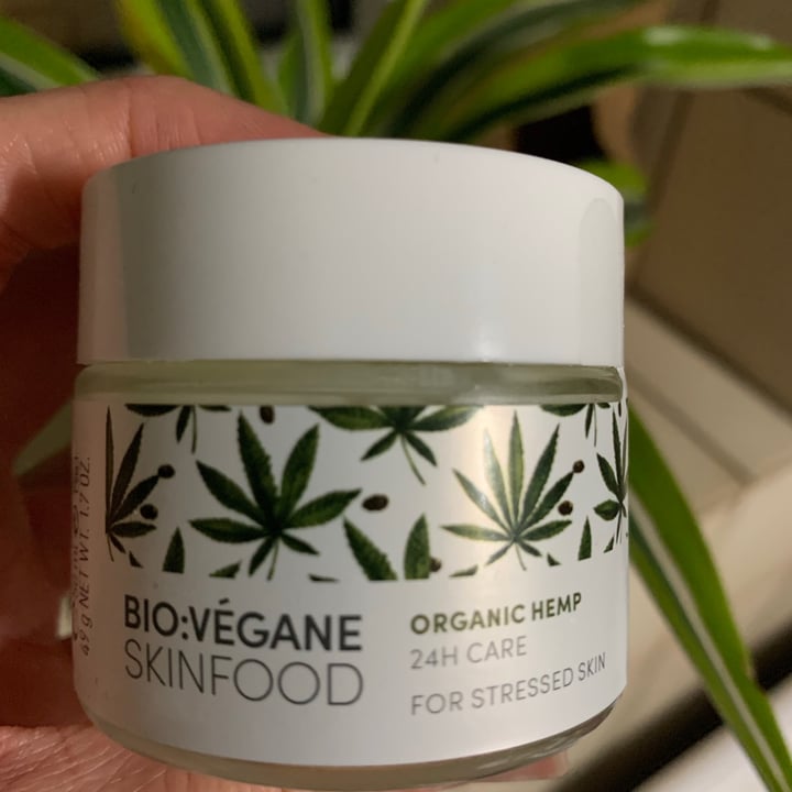 photo of Bio:Végane SKINFOOD Skinfood Organic Hemp shared by @julia86 on  21 Apr 2021 - review